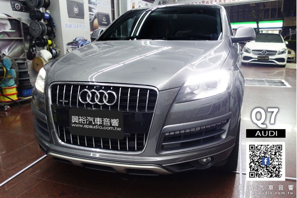 【AUDI Q7】 安裝 360度安全行車影像環景系統