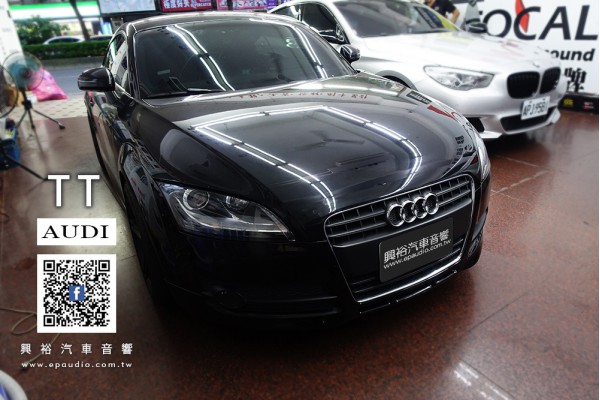 【AUDI TT】裝 AX5500 螢幕主機 | 主機框