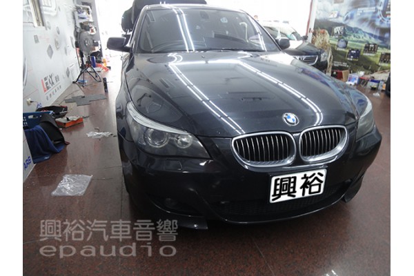 【BMW 5系列 E60】530i 安裝 把手型倒車鏡頭