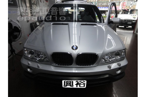 【BMW X5】 安裝 專款螢幕主機 | 數位 | 倒車 | 行車記錄器
