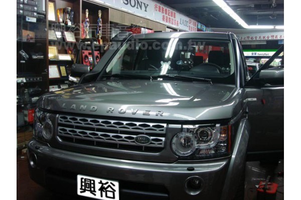 【Land Rover】路華 安裝 八鏡頭分割行車記錄器