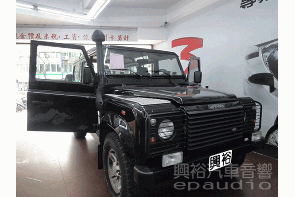 【Land Rover】路華defender110 安裝  導航機 | 行車記錄器 | 倒車