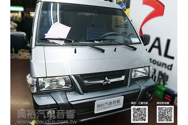 【MITSUBISHI 貨車】2016年Delica 安裝 固定式螢幕 | 側邊鏡頭