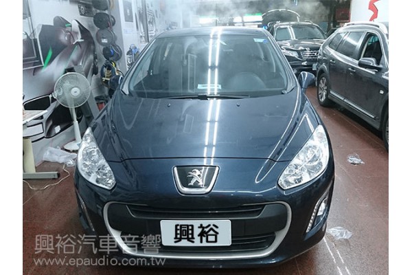 【PEUGEOT 寶獅】308 安裝伸縮螢幕主機