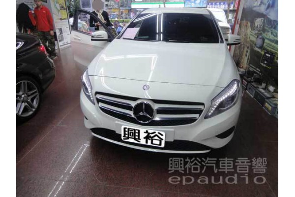 【BENZ A180】安裝 行車記錄器 | 導航 | 倒車