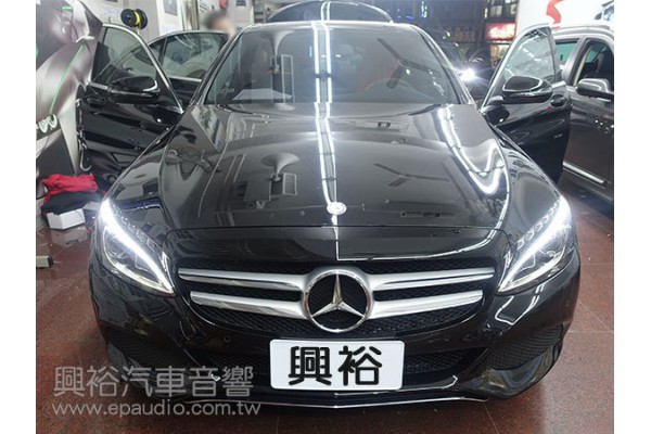 【BENZ W205】安裝 導航系統 | 介面 | 倒車