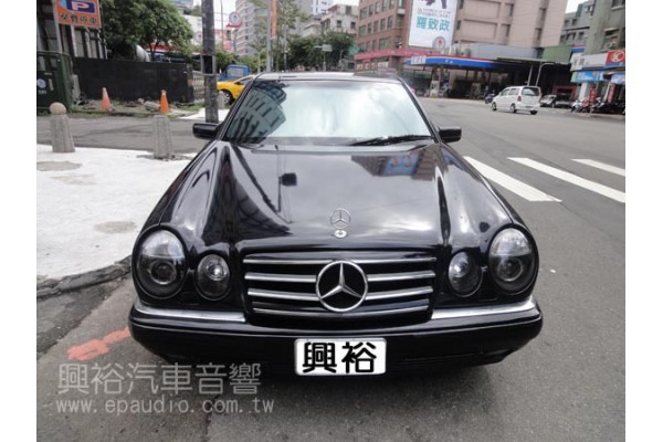 【BENZ W210】E320 安裝 1DIN音響主機