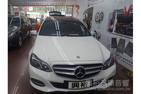 【BENZ W212】E250 安裝 專款螢幕主機 | 環景系統