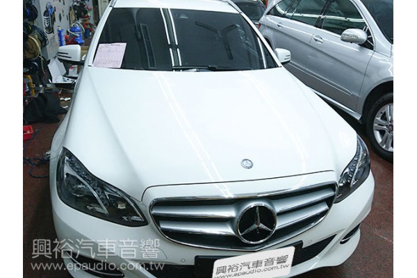 【BENZ W212】E200 安裝 專款螢幕主機 | 數位 | 環景系統