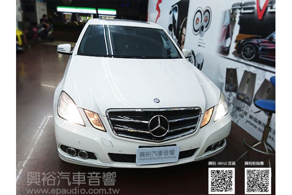 【BENZ W212】E200 安裝 觸控導航介面 | 數位 | 倒車 | 手機鏡像