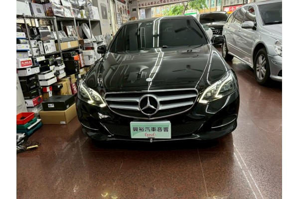 【BENZ W212】2025/5/29w212 JHYSM9原廠環景功能沿用