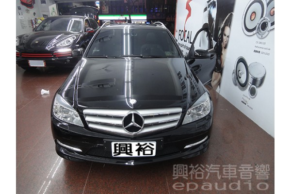 【BENZ W204】C300 安裝 衛星導航機 | 行車記錄器 | 測速器 | 倒車