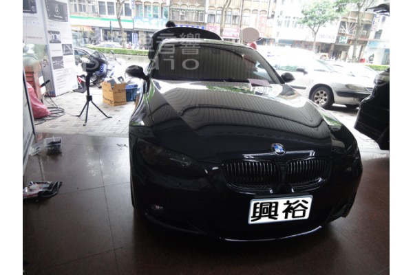 【BMW E90】335i 安裝 行車紀錄器