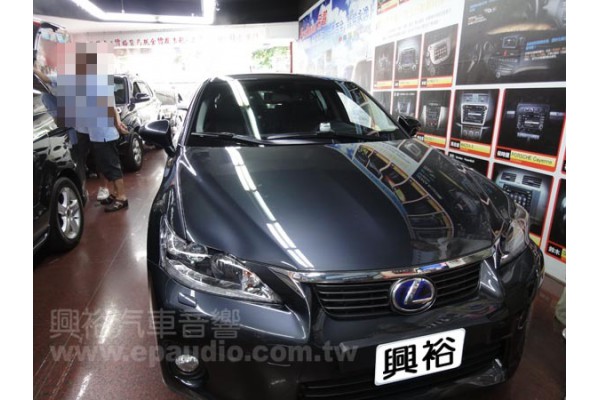 【LEXUS 淩志】CT200h 安裝 分割行車記錄器 | 倒車鏡頭