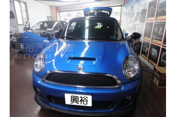 【MINI 迷你】MINI Cooper 安裝 分割行車記錄器
