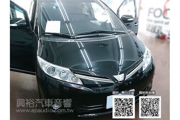 【TOYOTA 豐田】2015年 PREVIA 安裝 螢幕主機 | 吸頂螢幕 | 分割行車記錄器 | 整合前後鏡頭