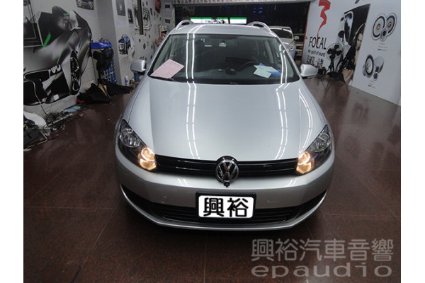 【VW 福斯】GOLF 安裝全景環景系統|後視型螢幕