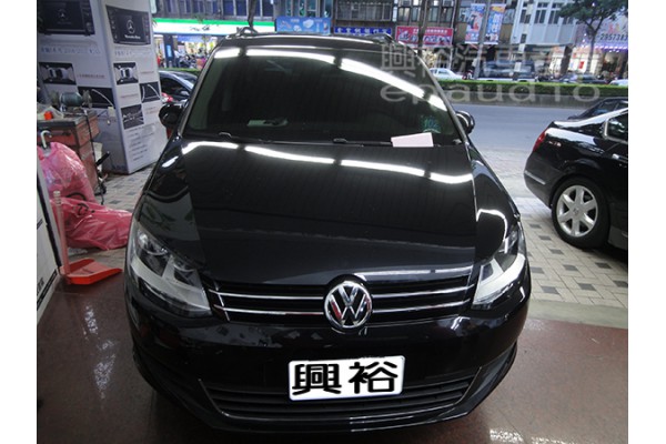 【VW 福斯】Sharan 安裝 螢幕主機 | 全景通環景系統