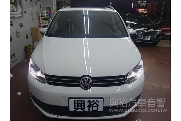 【VW 福斯】Touran 改倒車雷達